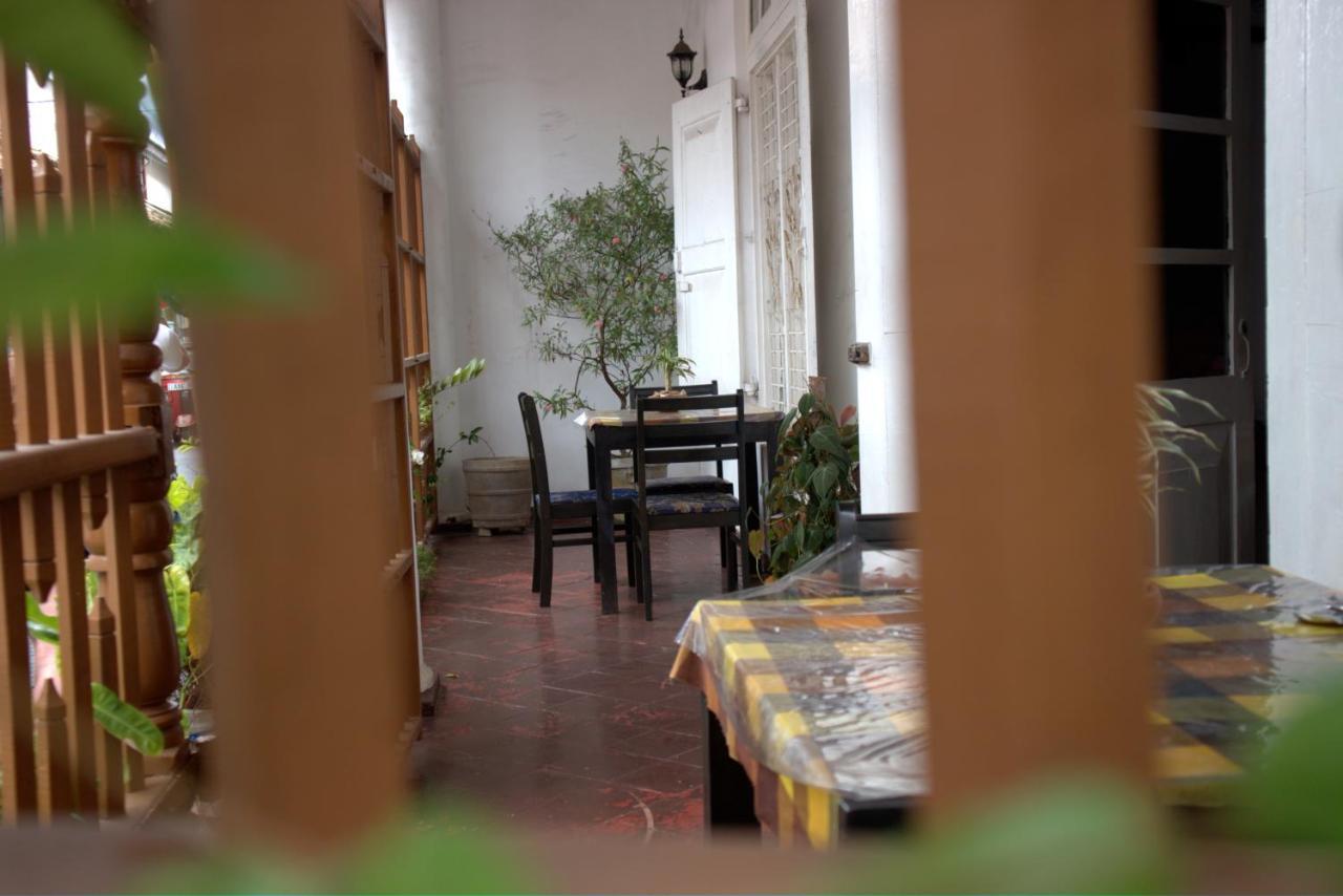 Old Dutch House Hotel Galle Exterior photo